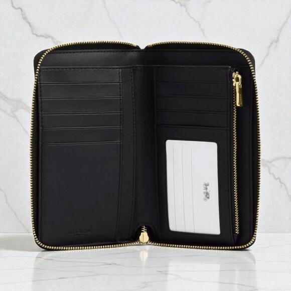 Coach Medium Id Zip Wallet With Leopard Print CW500 - Picture 3 of 3